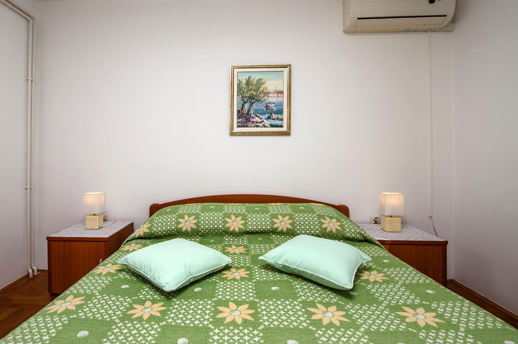 Rooms Stefania Rovinj Exteriör bild